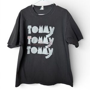 The Who on Broadway concert t-shirt Celebrating 30 years XL Band Tee 1993